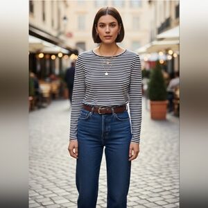Size 8 Striped Yest minimalist Modern Feminine Casual Blouse